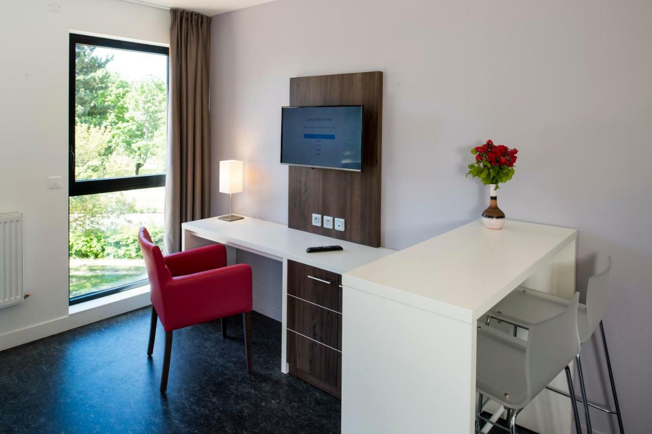 Adonis Maison Internationale Aparthotel 3*